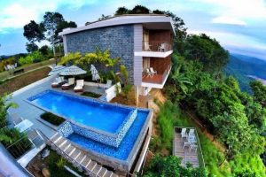 big-2305241050201658811424-premium-resort-in-munnar-with-pool_650x450